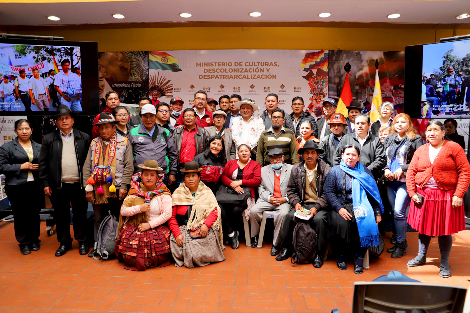 GOBIERNO DESTACA LA LUCHA DE LAS ORGANIZACIONES SOCIALES A TRAVÉS DE LA FOTOGRAFÍA