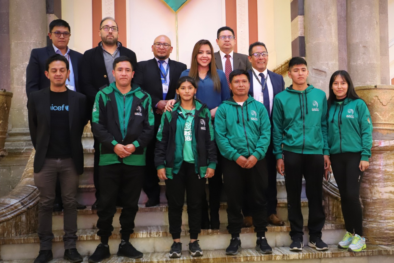 AGETIC LANZA FIRST BOLIVIA RUMBO AL FIRST GLOBAL CHALLENGE EN ATENAS