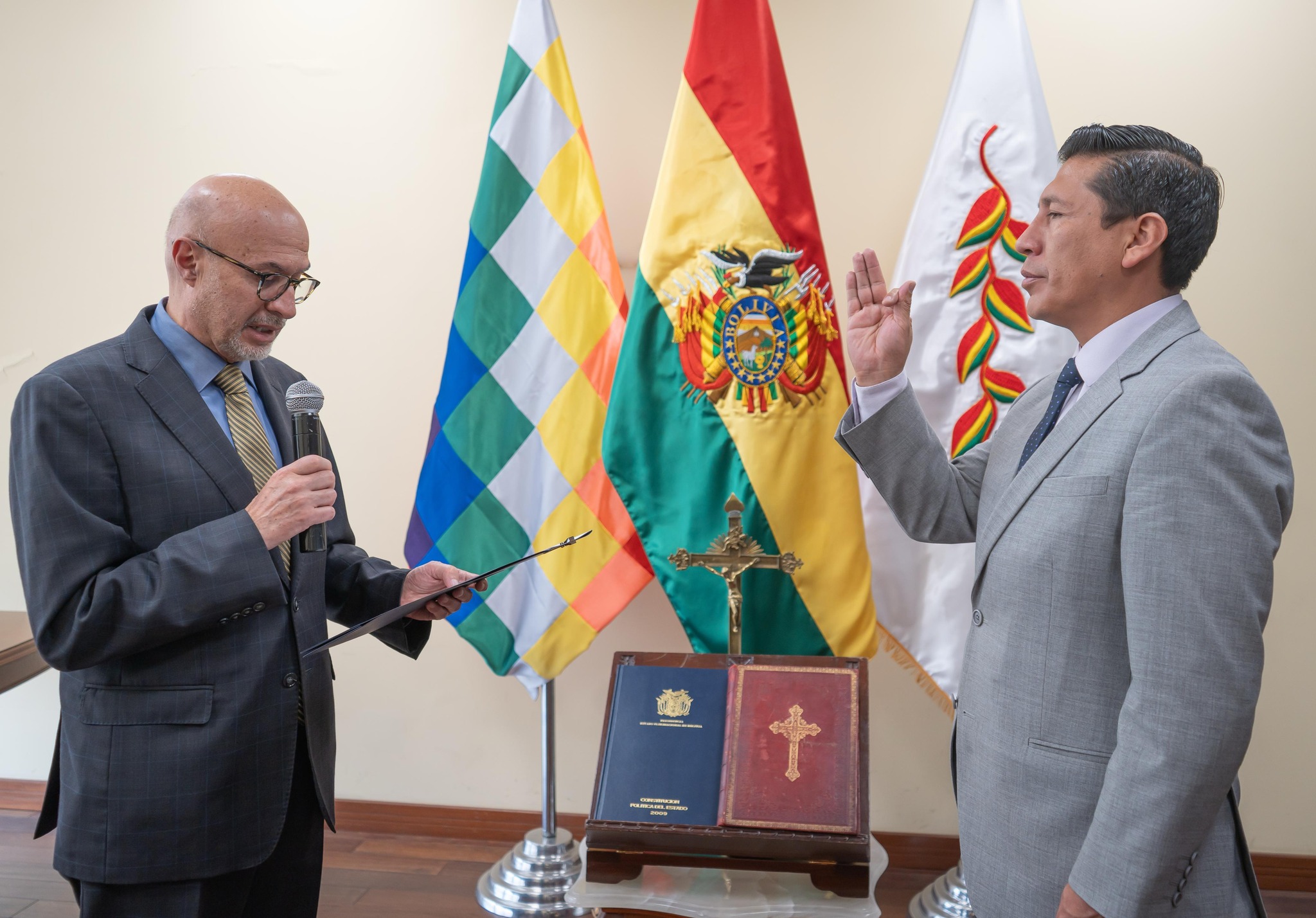 Posesión de Jorge Franz García Pinto, como viceministro de Justicia Indígena Originaria Campesina y Coordinación con Movimientos Sociales y Sociedad Civil