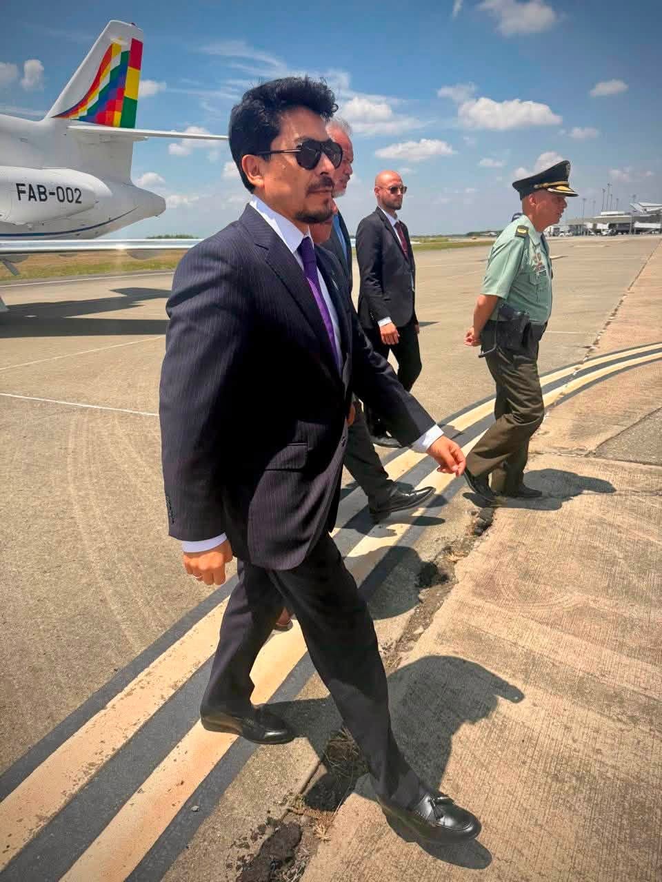 Viaje protocolar a la posesión del presidente electo de Colombia, Abelardo de la Espriella